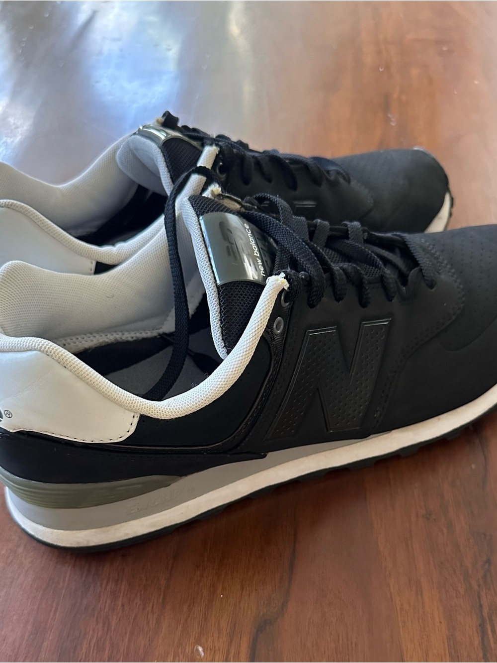 New Balance 574 Men's Black and White Sneakers Size 12